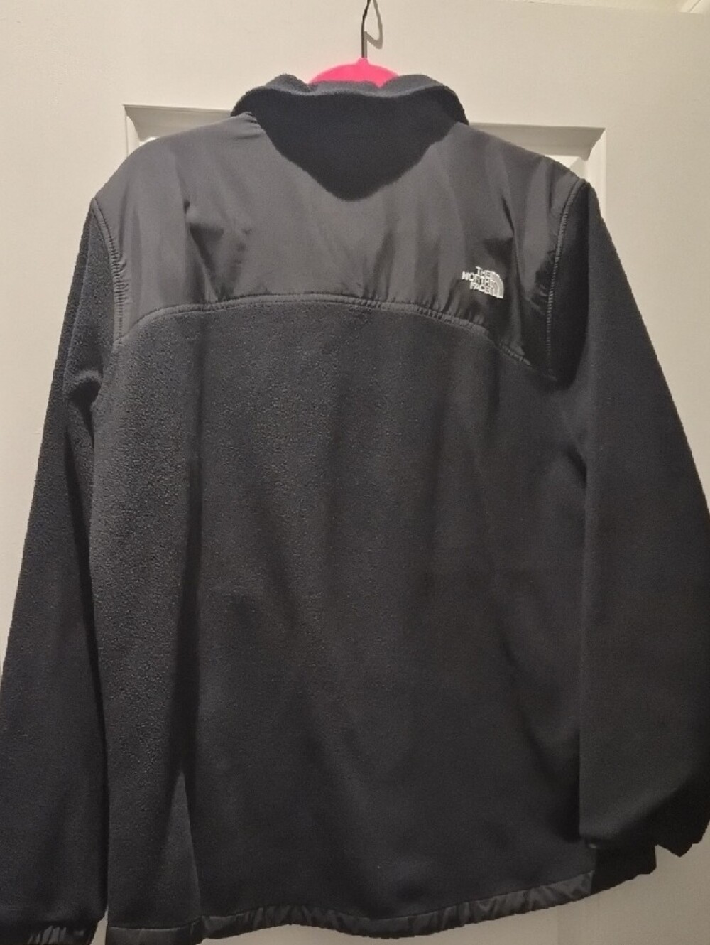 The North Face Black Fleece Jacket - Picture 4 of 5